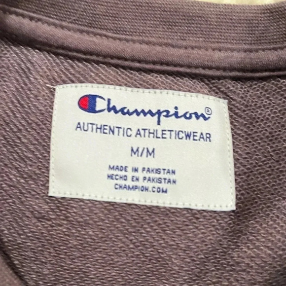 🍀2/$22 Champion Reverse Weave C Logo Sweatshirt purple Womens Medium - Picture 5 of 10